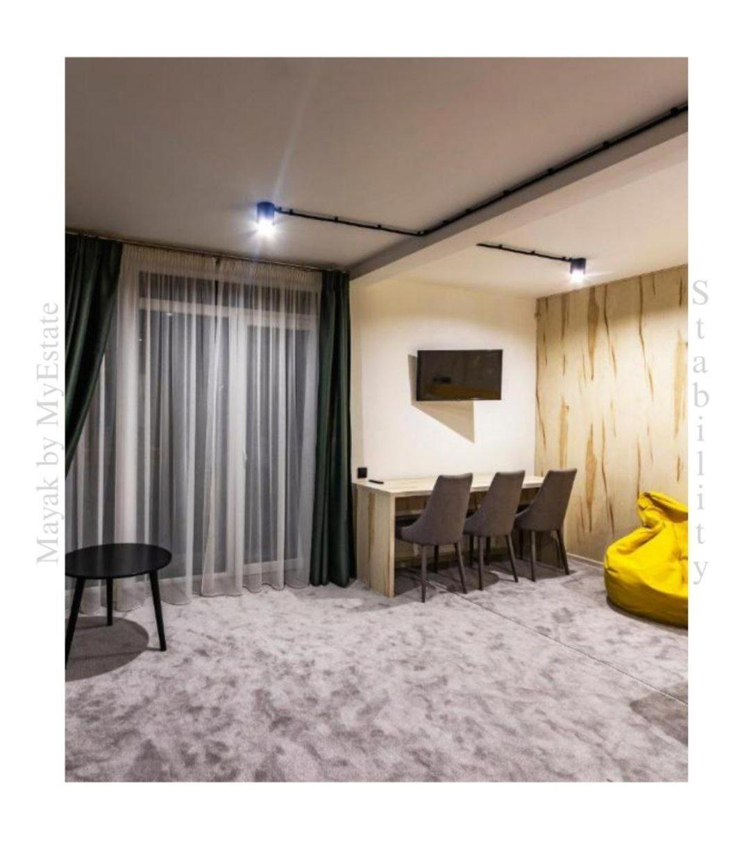 Aparthotel "Mayak Yablunytsia" 客房 照片